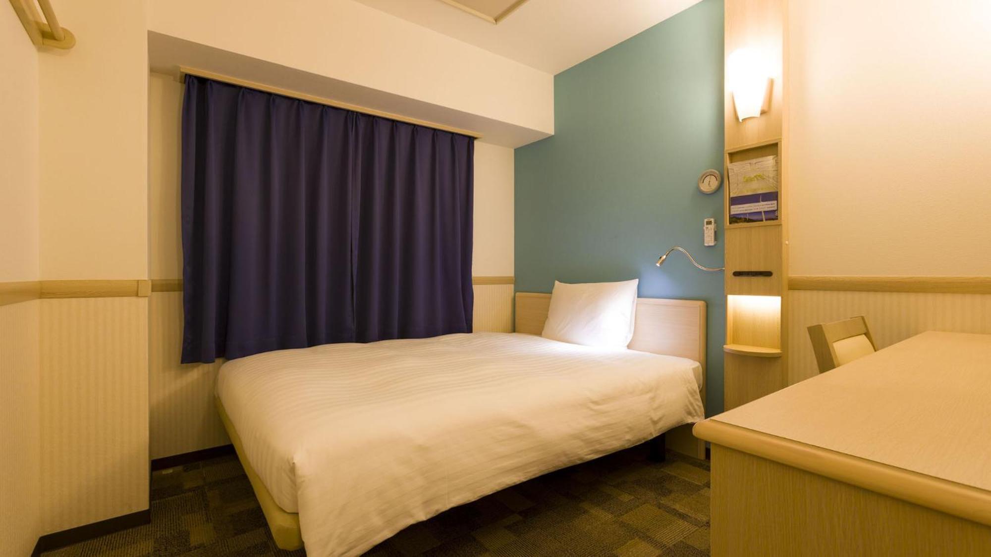 Toyoko Inn Saitama Misato Ekimae الغرفة الصورة