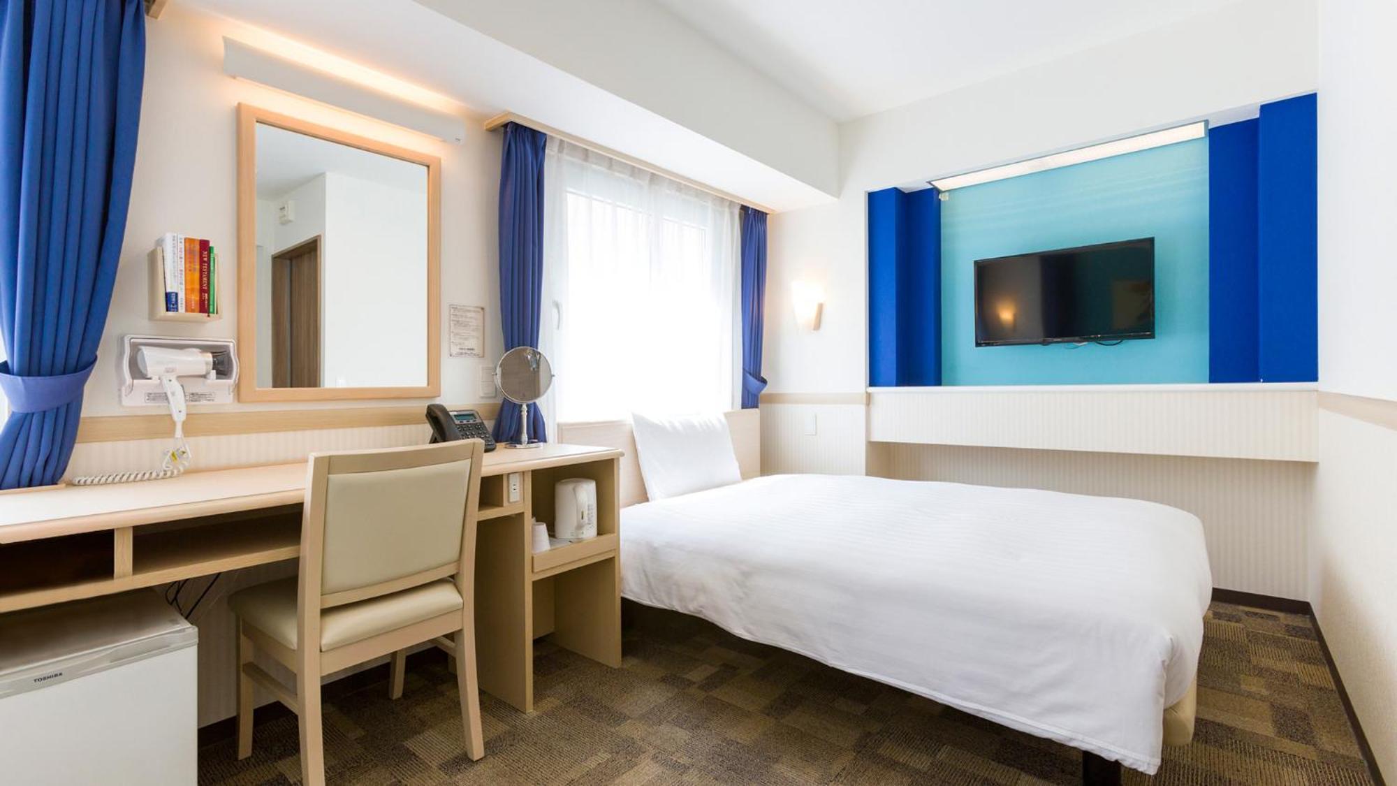 Toyoko Inn Saitama Misato Ekimae الغرفة الصورة